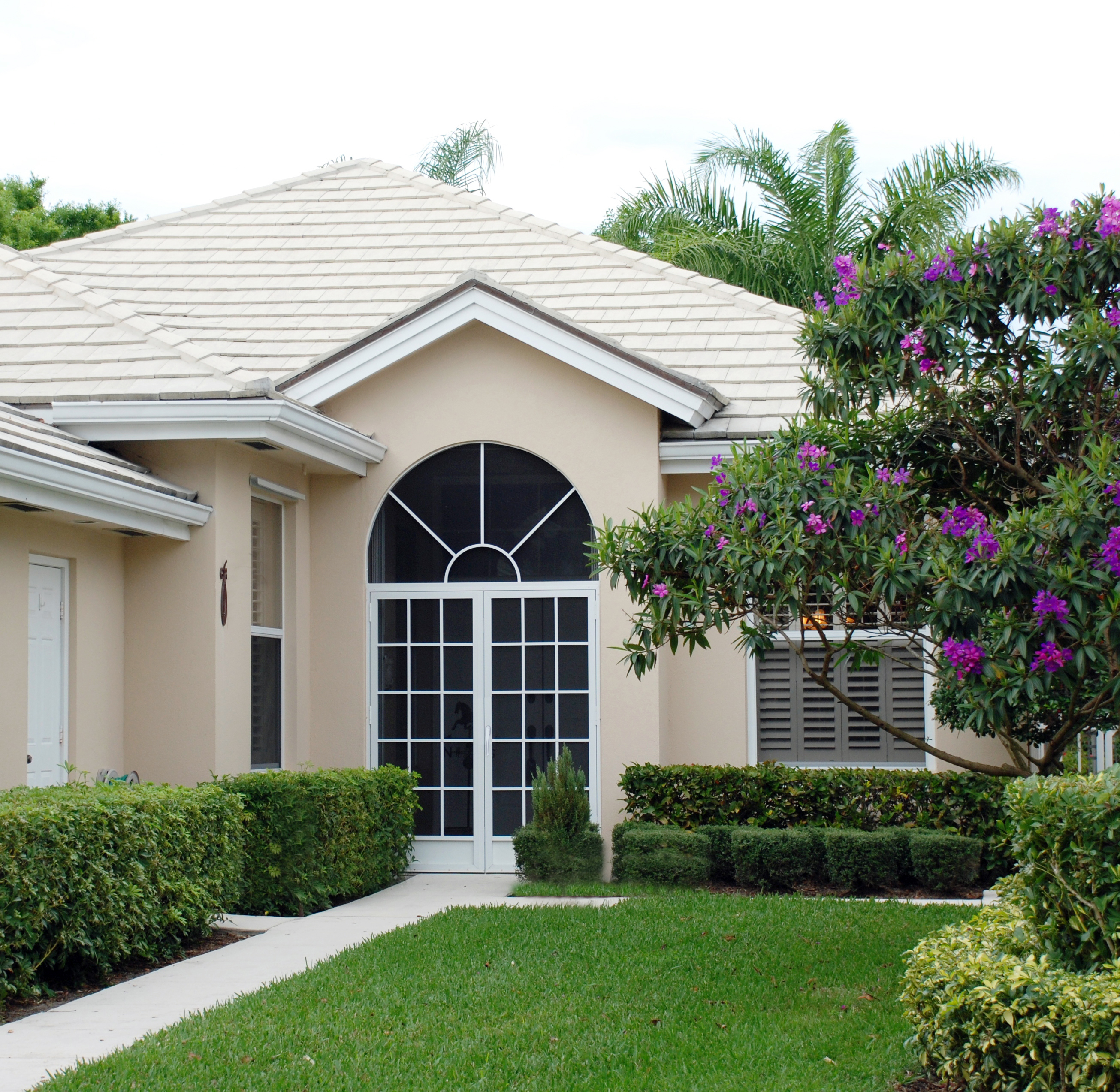 Front Entry Featuring Palmer Woods Double Doors