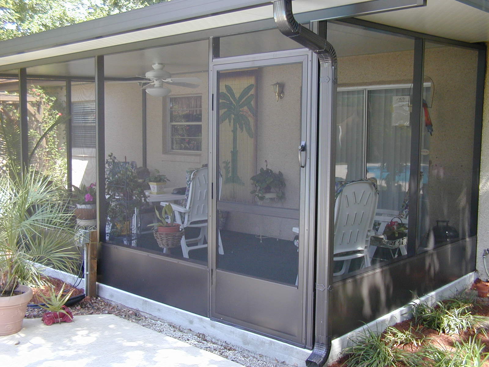 Screen door kick clearance panel